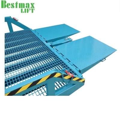 Blue Hydraulic Container Loading Mobile Yard Ramp 6000Kg Loading Capacity