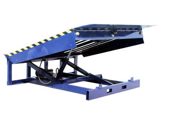 Electric Fixed Loading Dock Ramp for Container Loading 6000Kg, ±300mm Working Range
